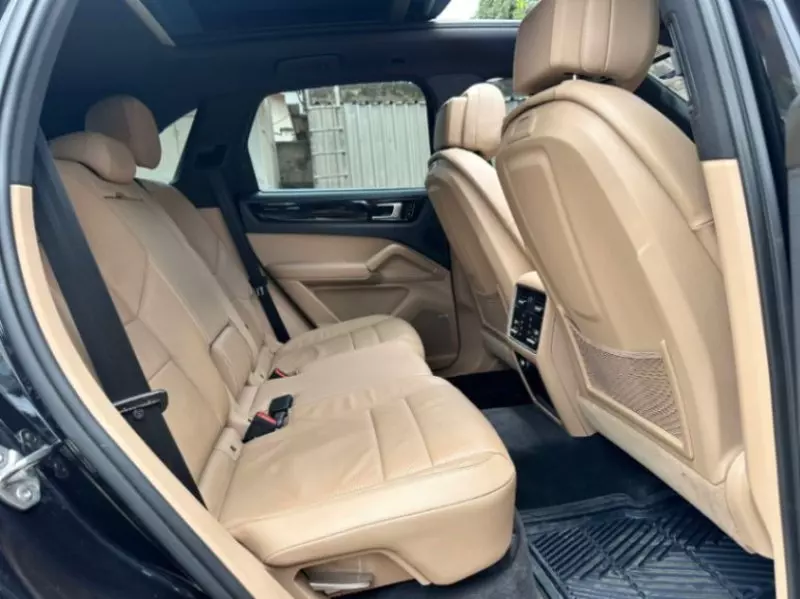 PORSCHE Cayenne   - 2019