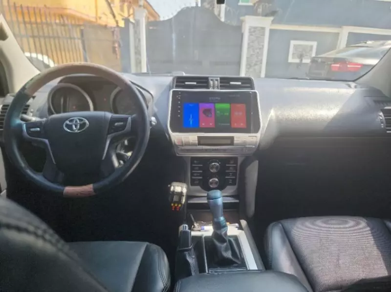 Toyota Landcruiser Prado   - 2014