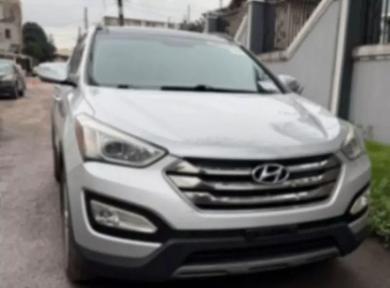 Hyundai Santa Fe Sport   - 2014