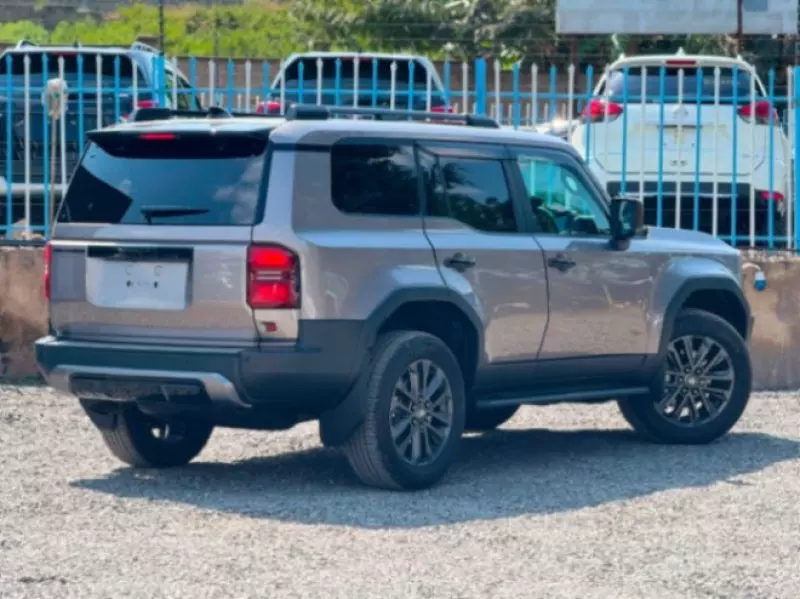 TOYOTA Landcruiser Prado   - 2024