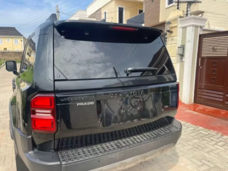 TOYOTA Prado   - 2025