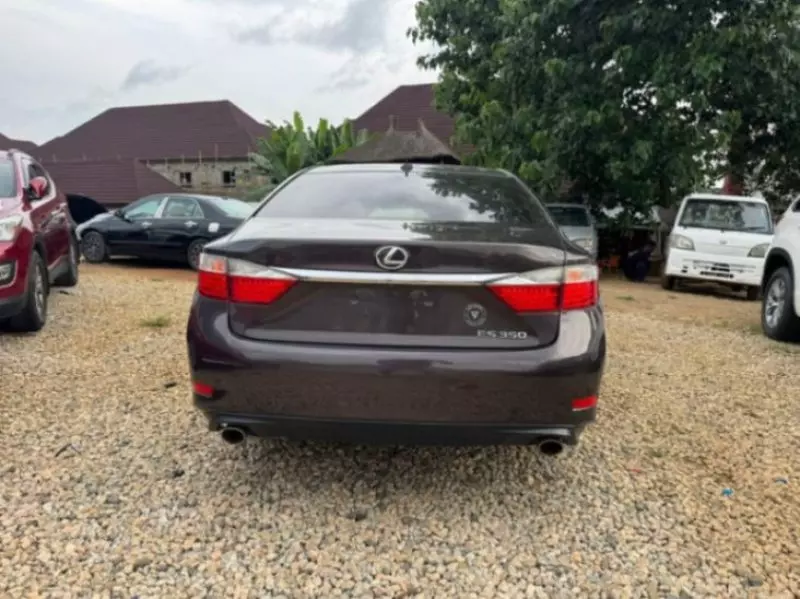 Lexus ES 350   - 2013