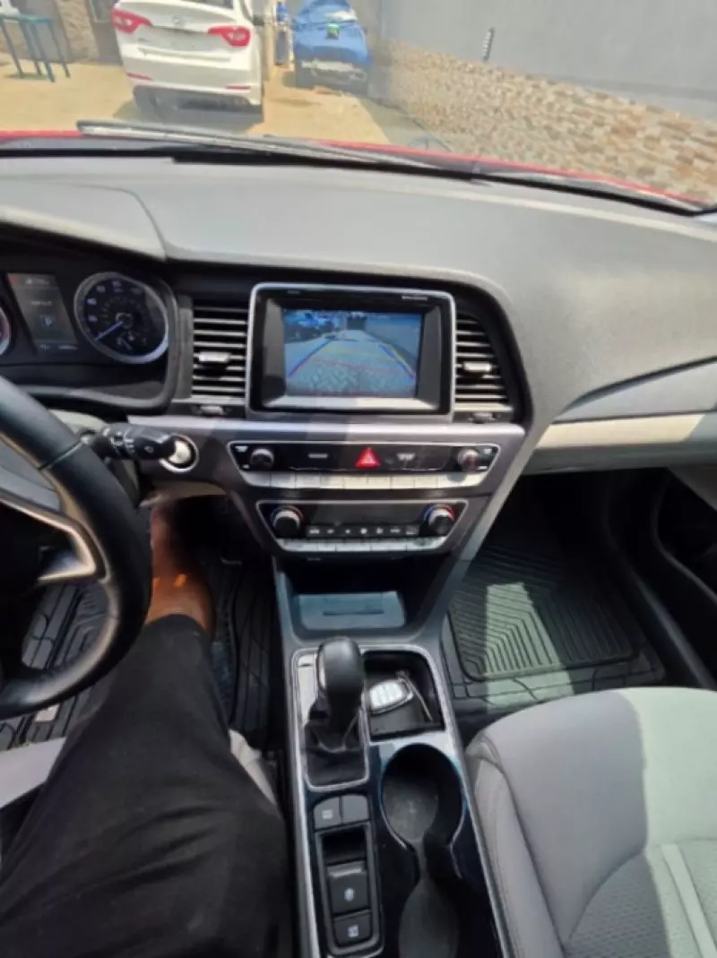 Hyundai Sonata   - 2019