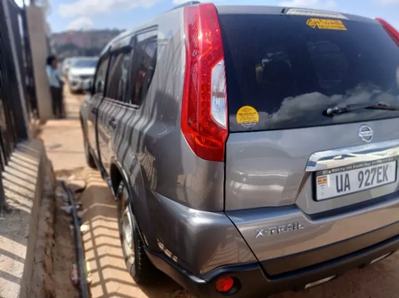 Nissan X-Trail   - 2011