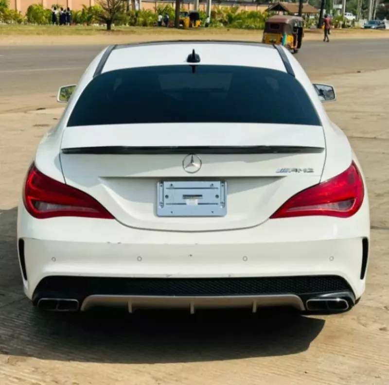 Mercedes-Benz CLA-Class   - 2015