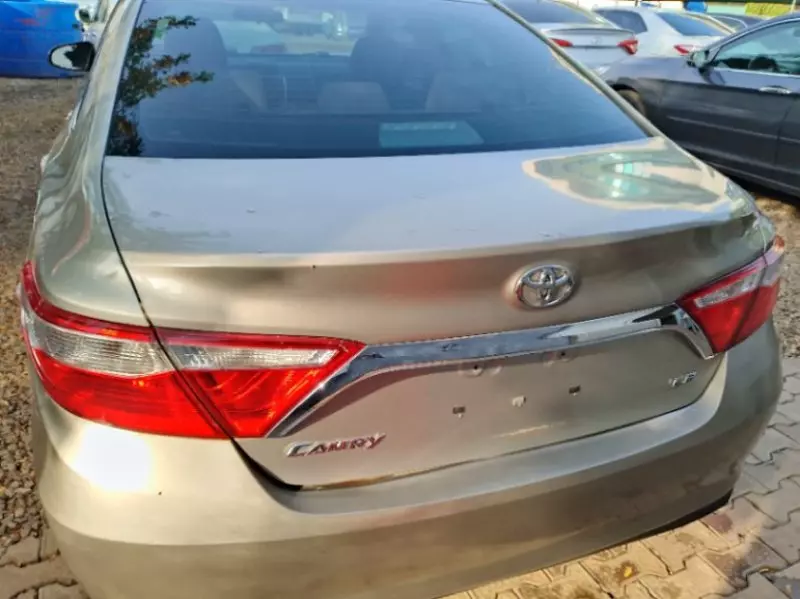 Toyota Camry   - 2015