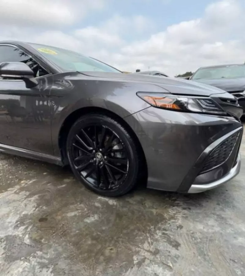 TOYOTA Camry - 2022