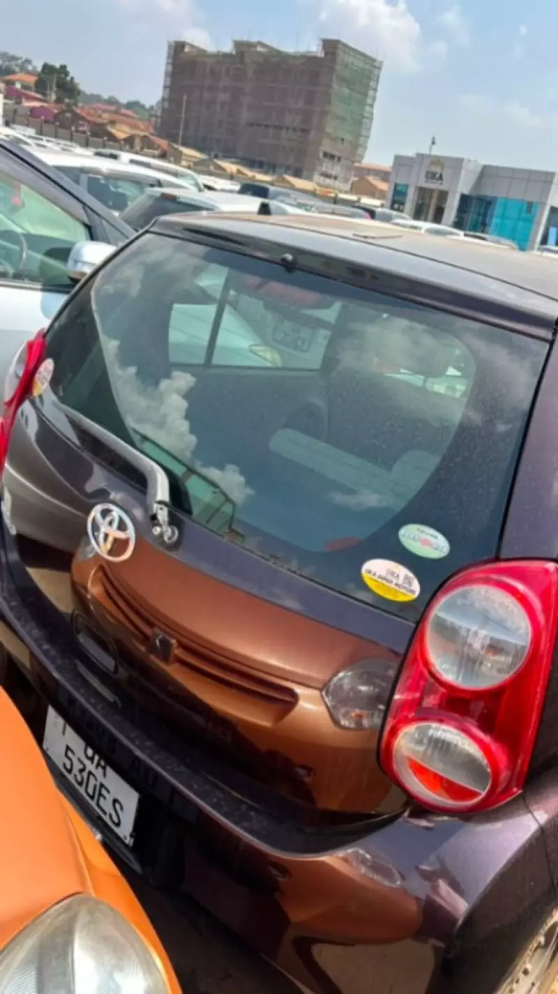 TOYOTA Passo   - 2011