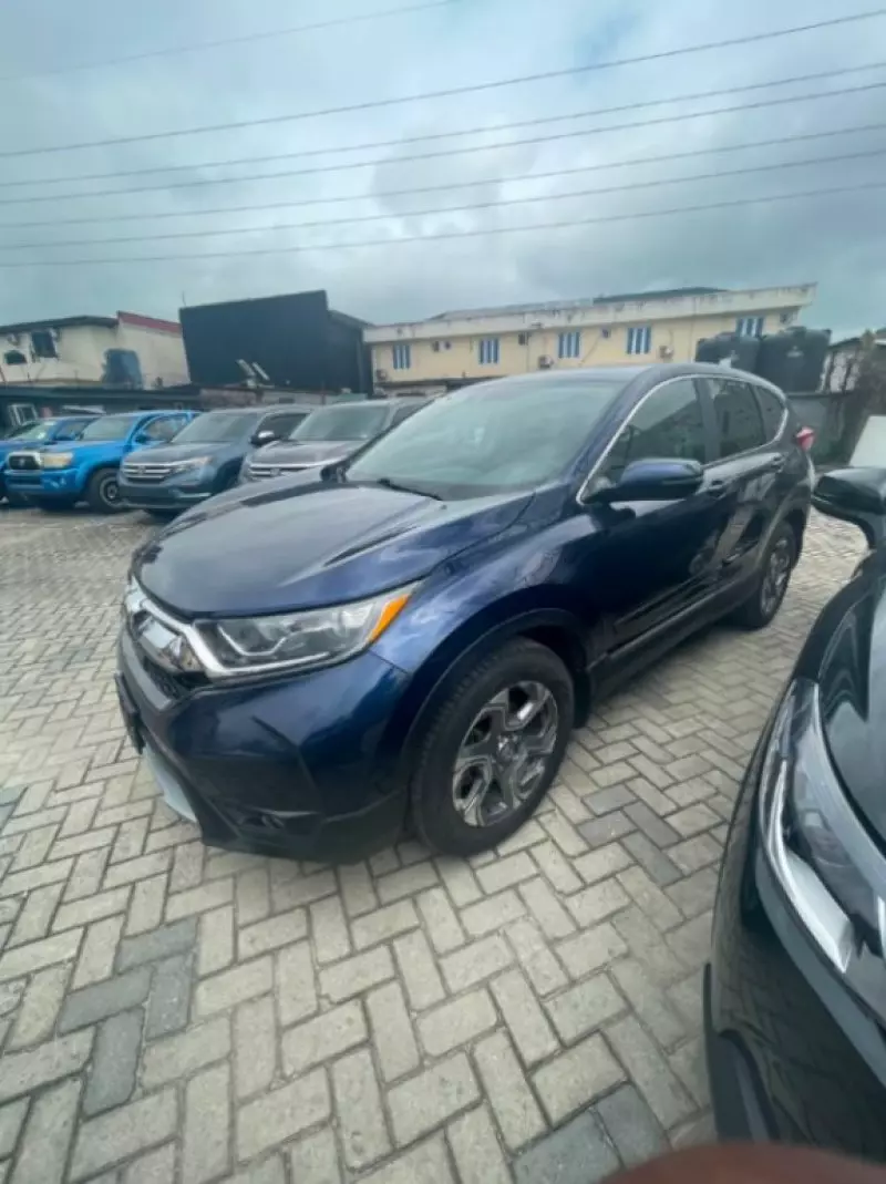 Honda CR-V   - 2017