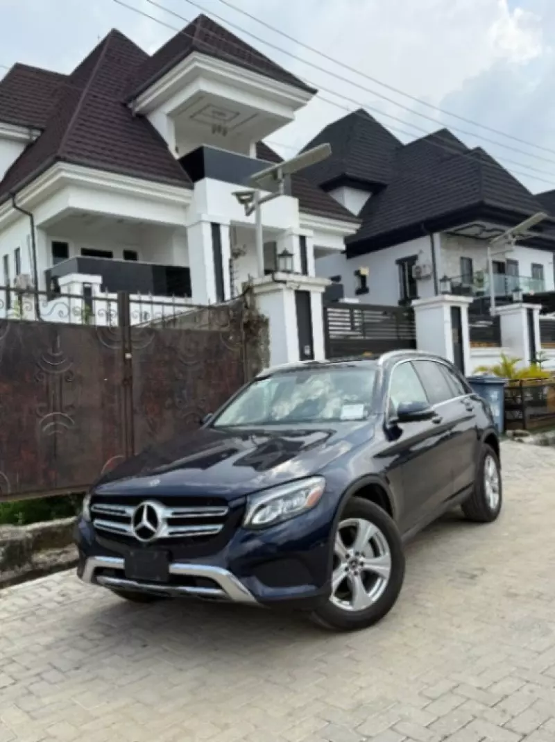 Mercedes-Benz GLC 300   - 2018