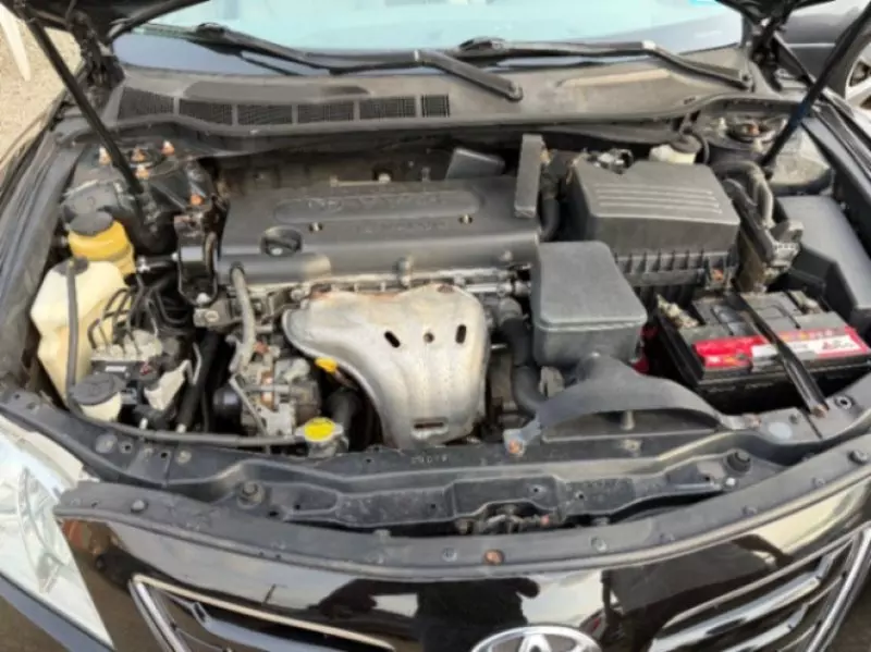 Toyota Camry   - 2009