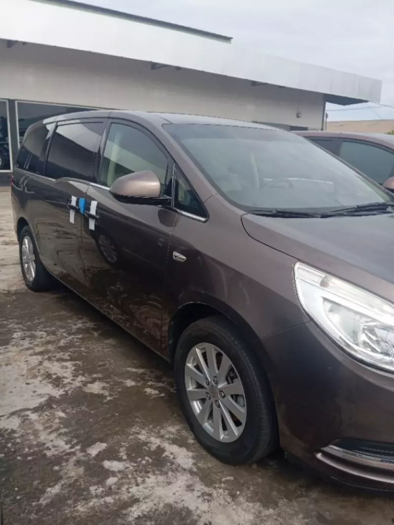 Buick Regal   - 2018