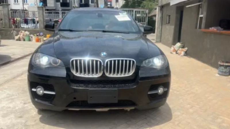 BMW X6   - 2012