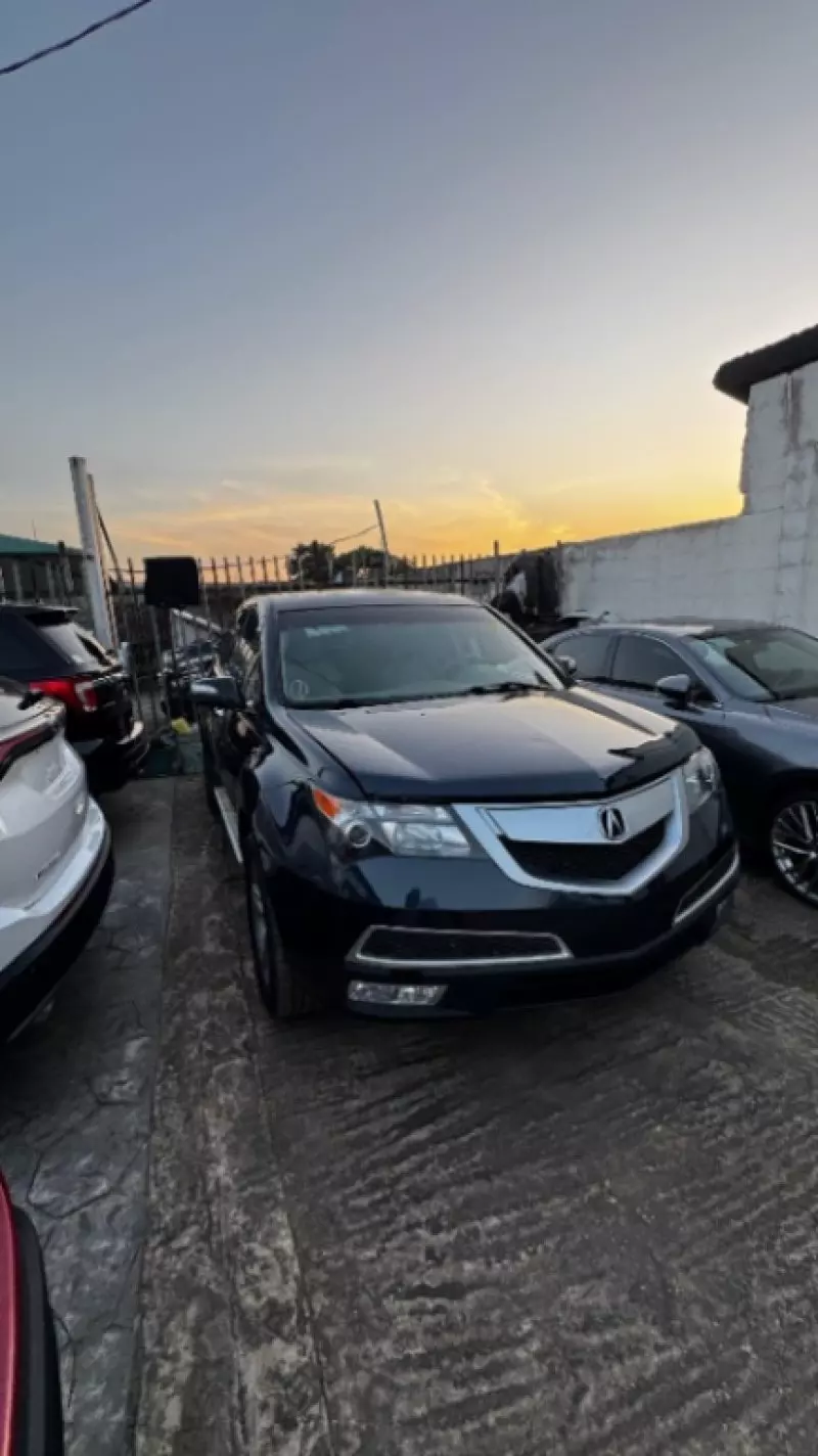 Acura MDX   - 2013