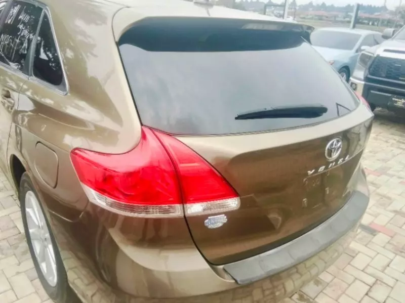 Toyota Venza - 2011