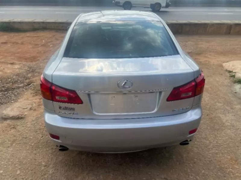 Lexus IS - 2006