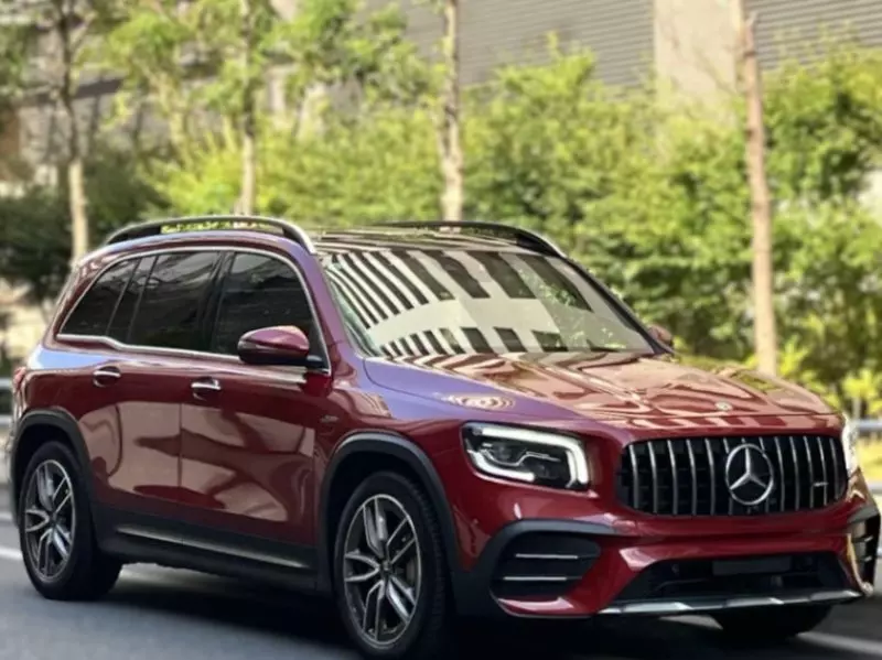Mercedes-Benz GLB 250   - 2021