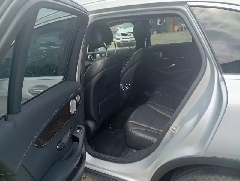Mercedes-Benz GLC 300   - 2016