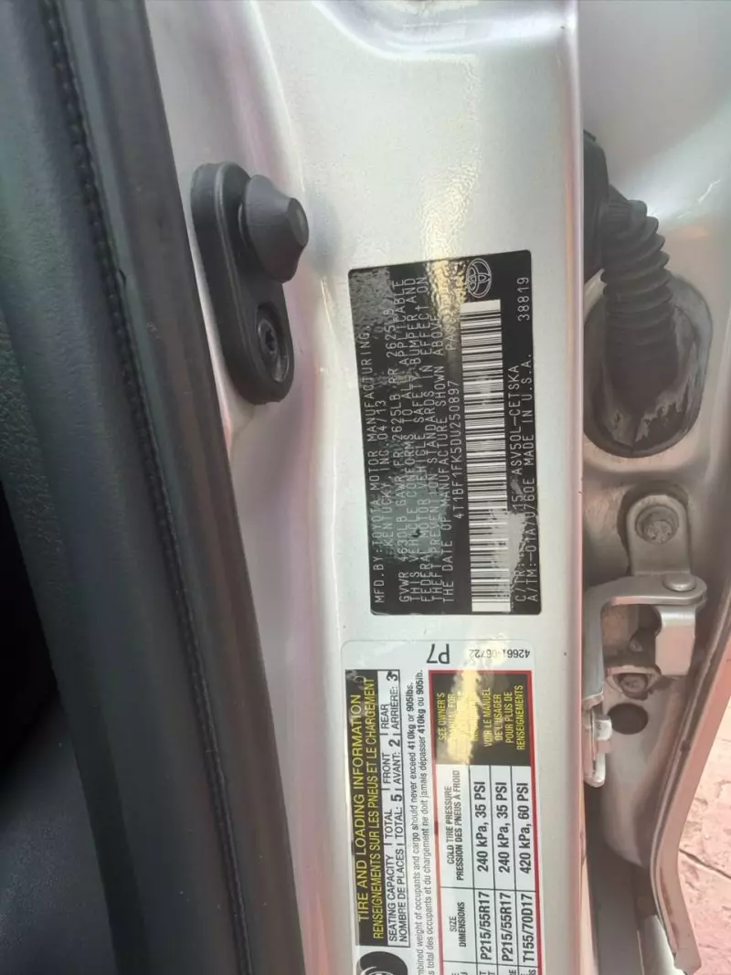 TOYOTA Camry - 2013