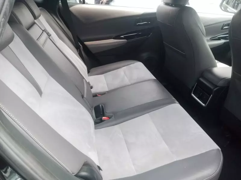 Toyota Harrier   - 2016