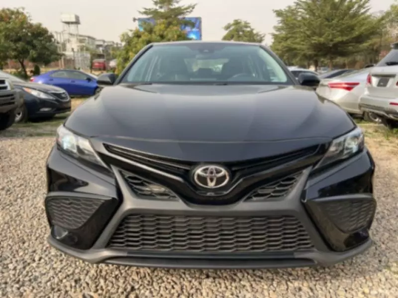 TOYOTA Camry   - 2018