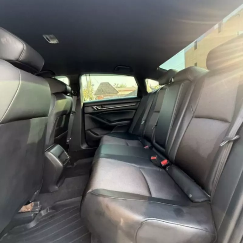 Honda Accord   - 2018