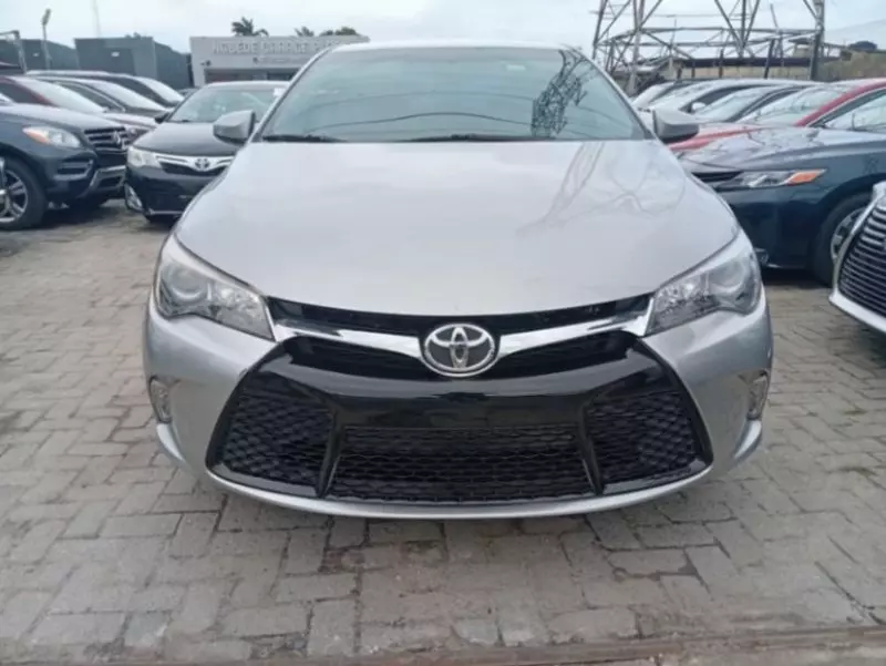 TOYOTA Camry   - 2016