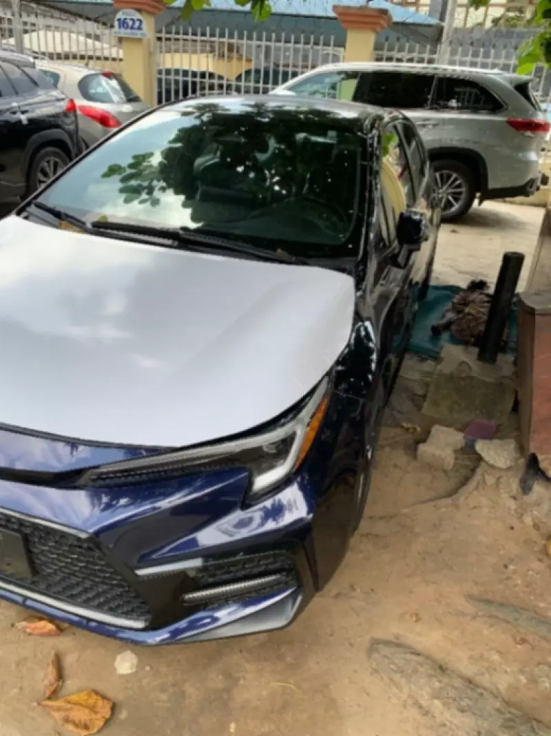 TOYOTA Corolla   - 2023