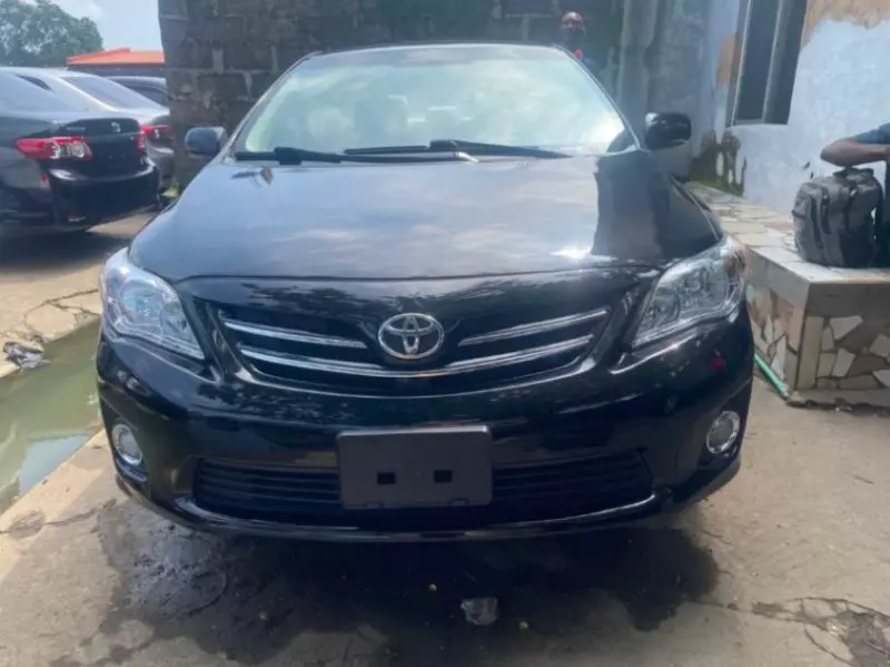 TOYOTA Corolla   - 2013