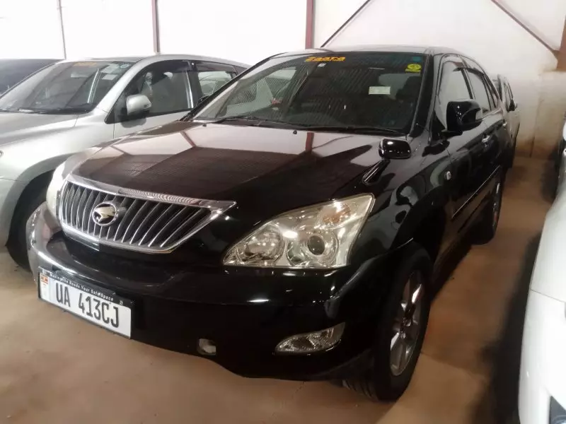 Toyota Harrier   - 2010