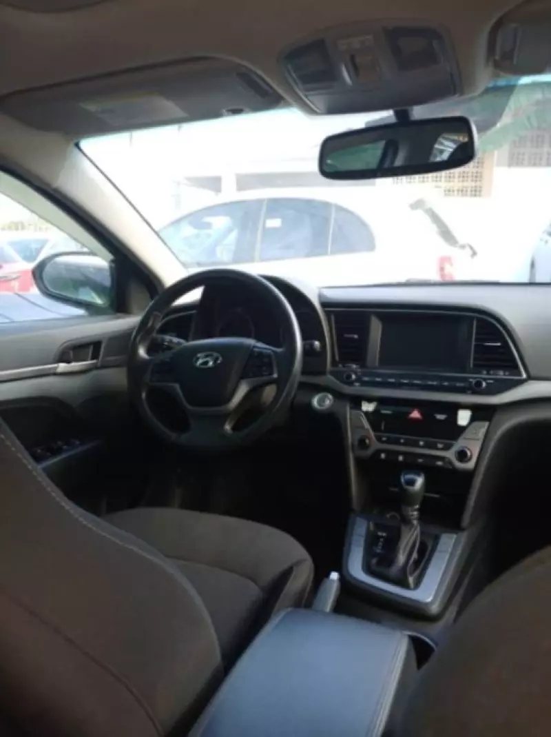 Hyundai Elantra   - 2017