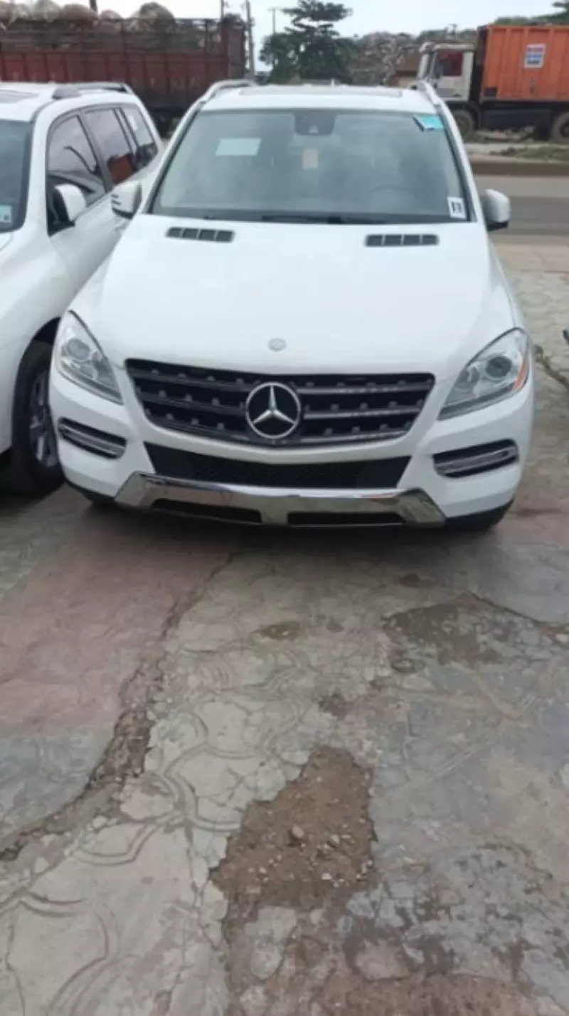 Mercedes-Benz ML 350   - 2012