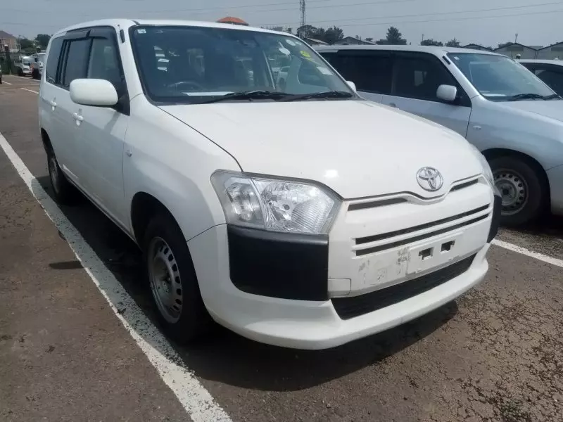 Toyota Succeed    - 2017