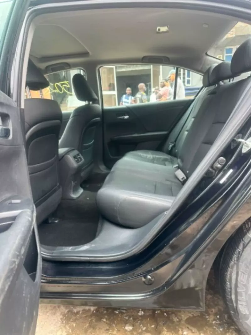Honda Accord   - 2013