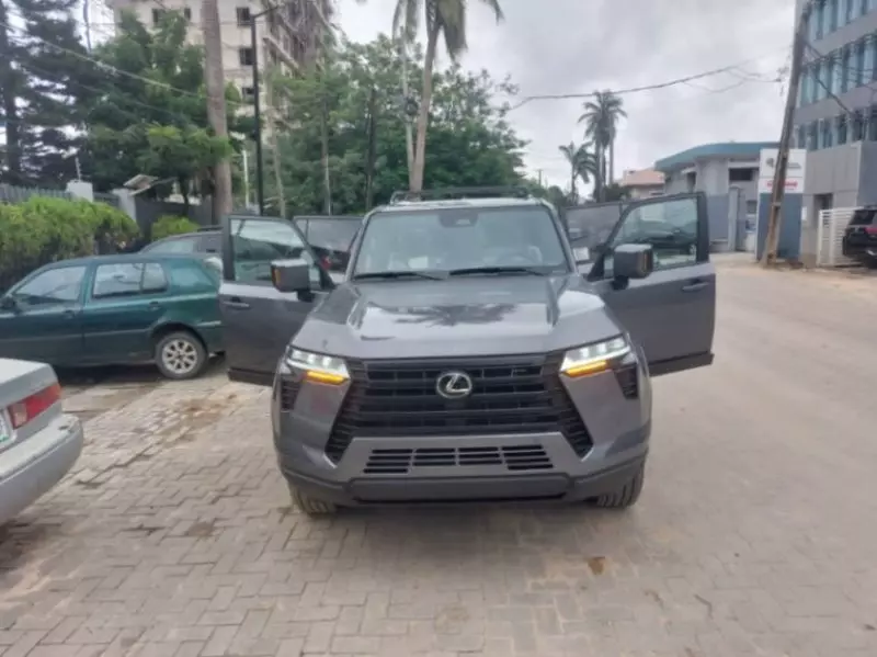 Lexus GX 550   - 2025
