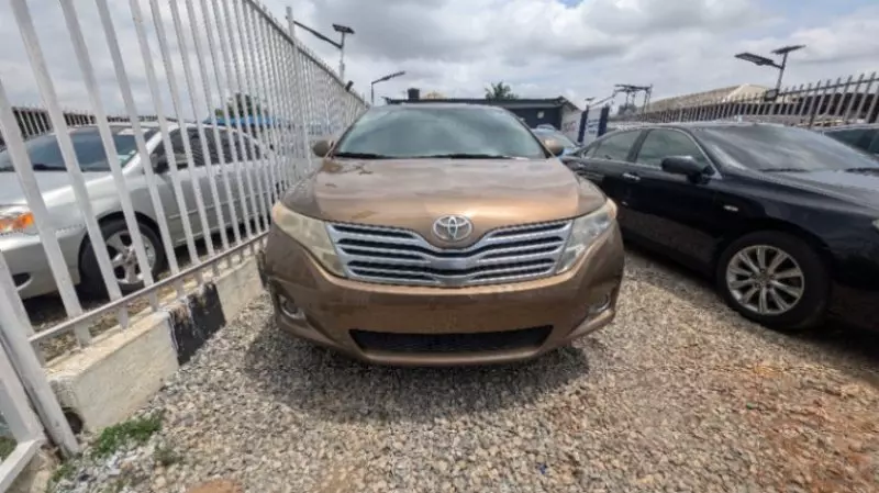 TOYOTA Venza   - 2010