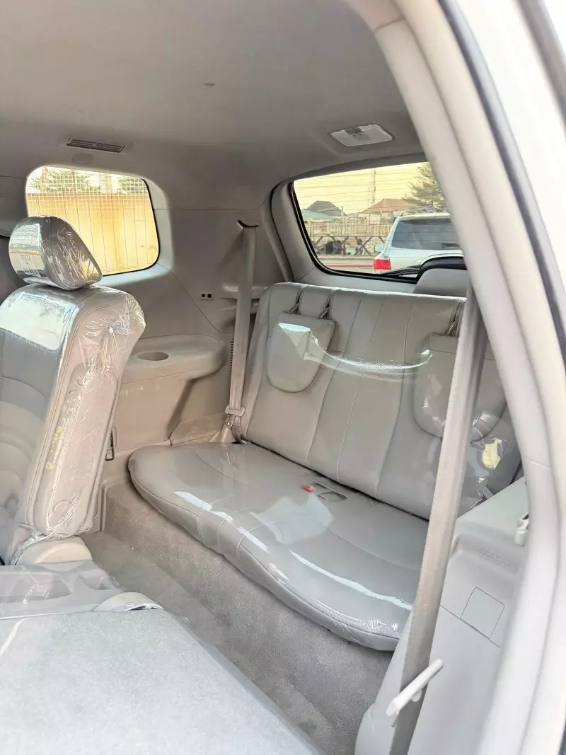 Toyota Highlander   - 2010