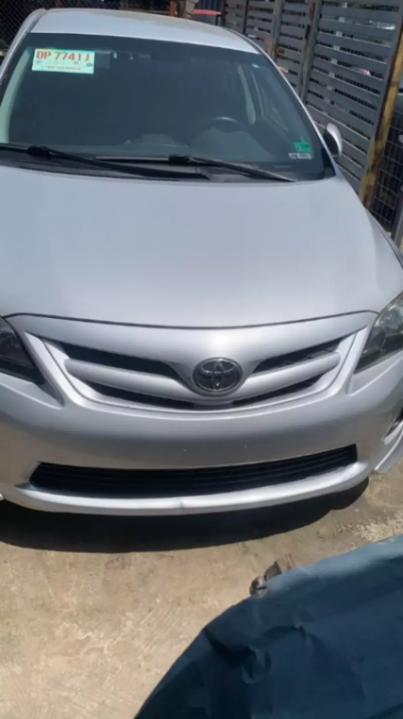 TOYOTA Corolla   - 2013