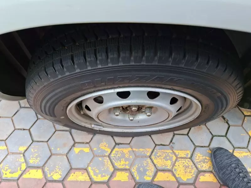Toyota Probox    - 2016