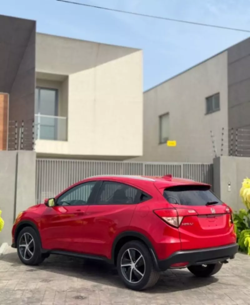 Honda HR-V   - 2016