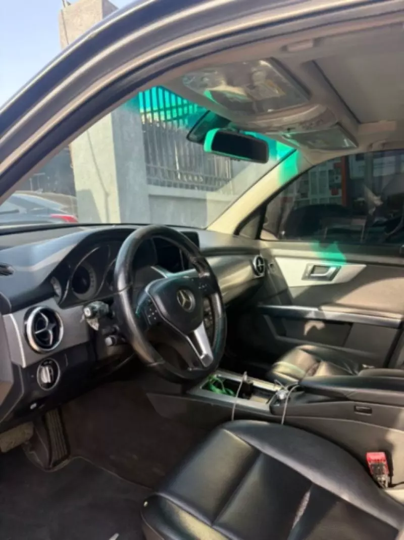 Mercedes-Benz GLK 350   - 2014