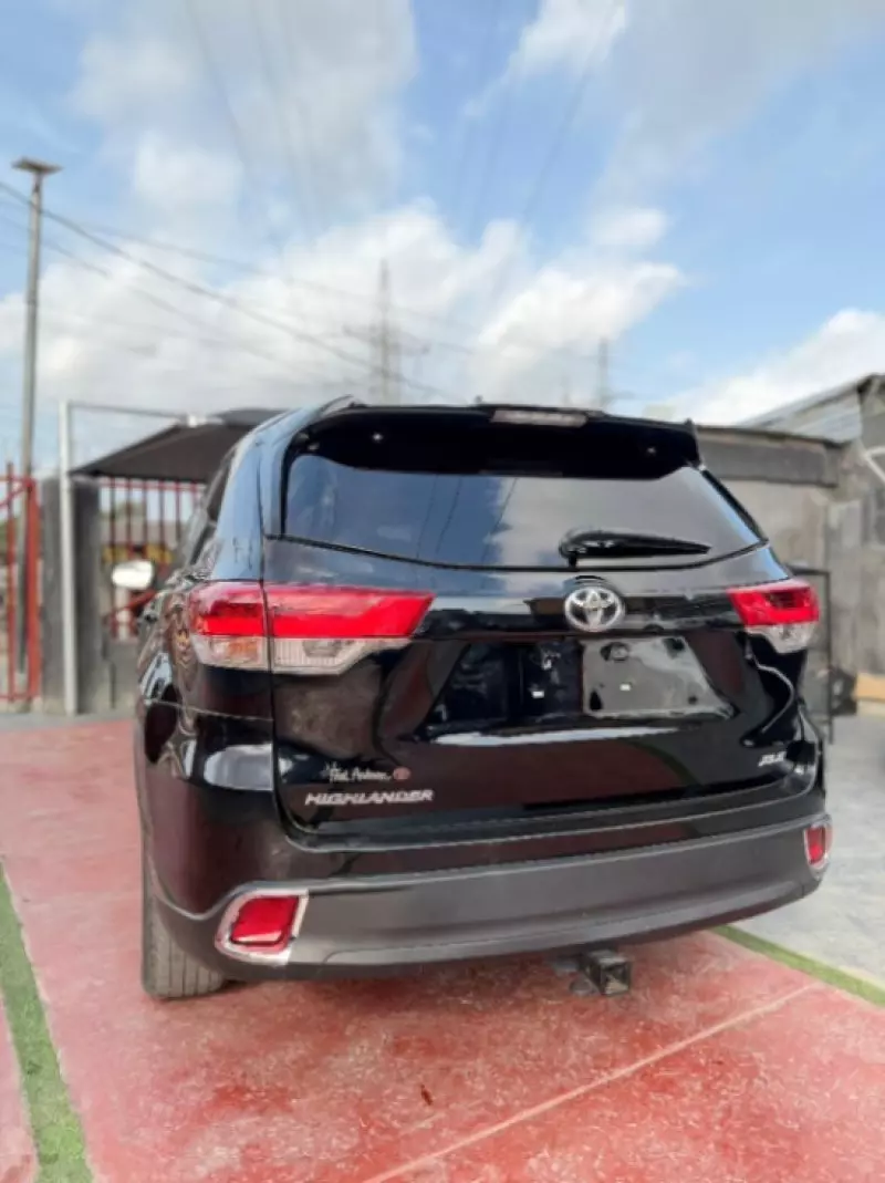 Toyota Highlander - 2018