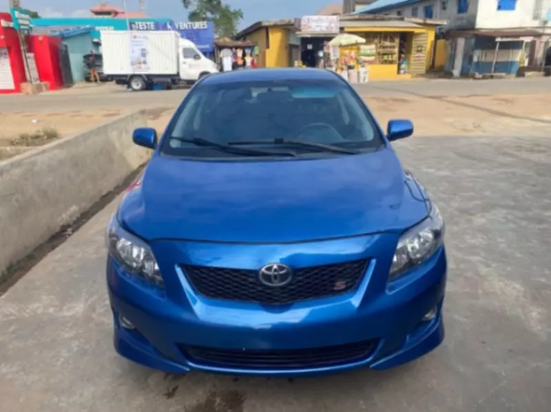 TOYOTA Corolla   - 2009