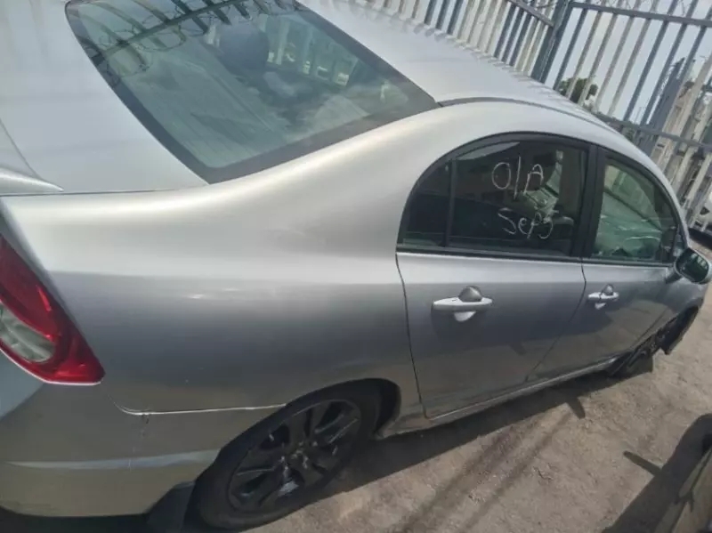 Honda Civic   - 2011