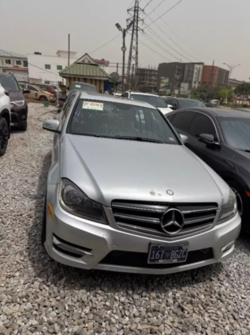 Mercedes-Benz C250   - 2013