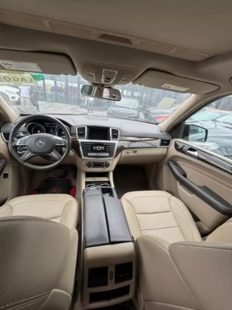 Mercedes-Benz ML 350   - 2013