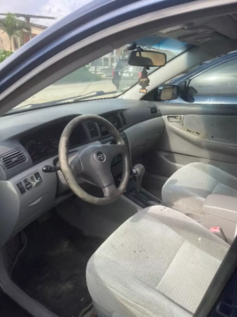Toyota Corolla   - 2007