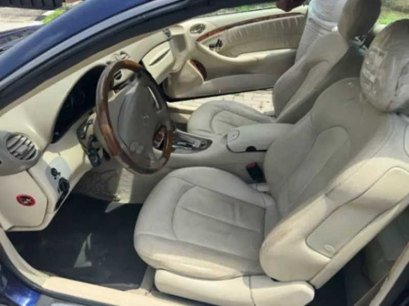 Mercedes-Benz CLK 350   - 2012