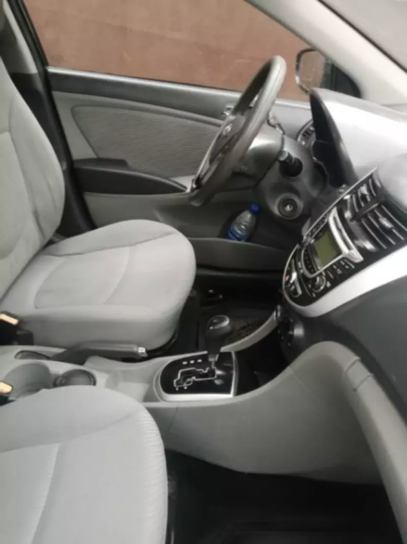 Acura Accent   - 2013