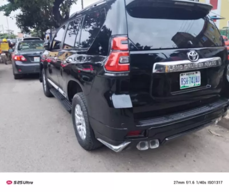 Toyota Landcruiser Prado - 2013